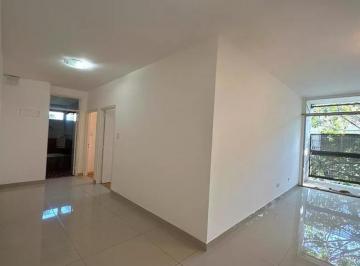Departamento · 61m² · 3 Ambientes · En Venta en Ciudad Jardin Hermoso Departamento de 3 Ambientes Sobre Zeyen en 2do Piso; Living Comed