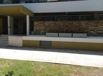 Departamento · 50m² · 2 Ambientes · Amplio y Moderno 2 Ambientes en Planta Baja.