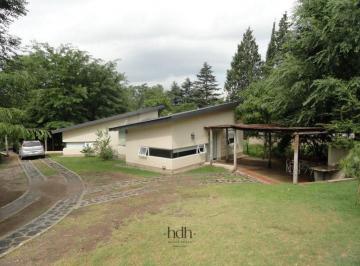 Casa · 220m² · 9 Ambientes · Vendo o Permuto Complejo Cabañas La Escondida Icho Cruz