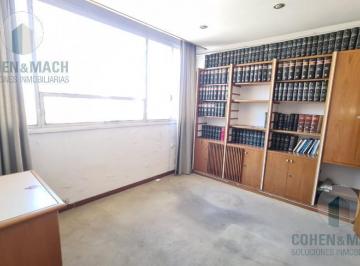Oficina comercial · 38m² · 2 Ambientes · Oficina Muy Amplia y en Excelente Estado. Renta Vigente