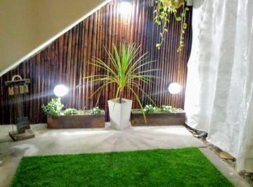 KNK-KNK-2184_2 · Oportunidad Casa 4 Ambientes Cochera Jardin Escucha Oferta