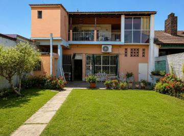 KNK-KNK-2187_2 · PH 4 Ambientes Planta Baja Frente con Cochera Toma Permuta