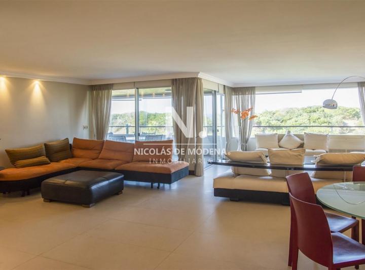 Departamento · 380m² · 5 Ambientes · 1 Cochera