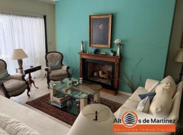 Casa de 4 ambientes, San Isidro · Venta de Casa 5 Ambientes Cerca del Río, La Mejor Zona de Martinez
