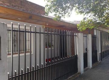 Casa · 150m² · 4 Ambientes · 1 Cochera · Casa en 2 Plantas a La Venta de 4 Ambientes en Jose C Paz