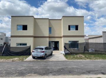 Casa de 3 ambientes, Presidente Perón · Casa Estilo Minimalista