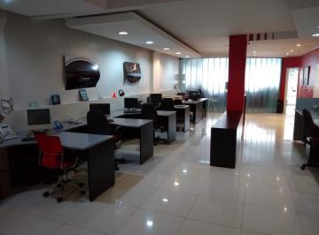 Local comercial de 2 ambientes, Congreso · Local 7 m Frente