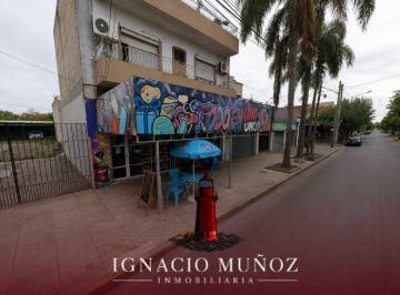 Local comercial , La Matanza · Local con Doble Frente en Zona Comercial