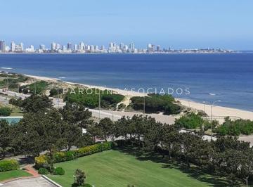 Foto1 · Apartamento en Venta de 3 Dorm. en Punta del Este.
