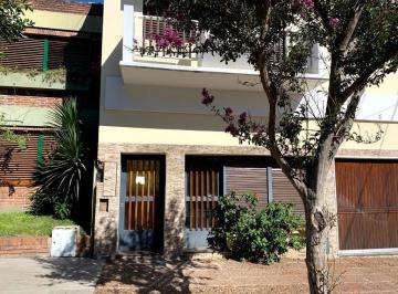 PH de 4 ambientes, Flores · PH 4 Amb. Flores Sur. 90 m². a Nuevo. 4 Dorm. Sin Expensas. Impecable.