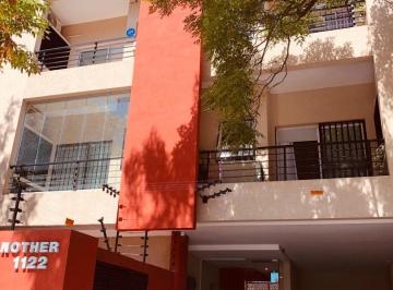 Departamento · 85m² · 3 Ambientes · 1 Cochera · Adrogue Excelente Depto 3amb en Venta en La Mejor Ubicación