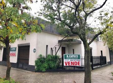Casa de 3 ambientes, La Matanza · Casa de 3 Ambientes en Esquina con Quincho
