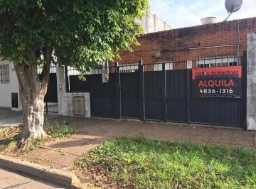 Casa de 3 ambientes, San Isidro · Casa en Venta a Reciclar con Gran Potencial!