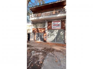 Bodega-Galpón · 500m² · 1 Cochera · Galpon 300 m² con Oficinas /vivienda Bv. Avellaneda y Pellegrini