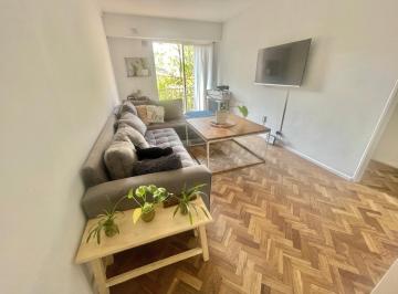 Departamento de 4 ambientes, San Isidro · Venta 4 Amb. (2 Dor + 3er Dorm/dependencia/escritorio). Centro de San Isidro.