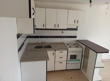 Departamento de 2 ambientes, La Matanza · Departamento 2 Amb Frente Balcon Venta - Ramos Mejia