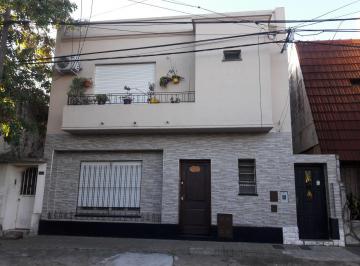 Casa · 88m² · 5 Ambientes · Venta Casa en 2 Plantas de 3 Dorm. (B° Belgrano)