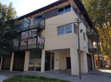 Departamento · 41m² · 2 Ambientes · 1 Cochera · Lamadrid 598 01 03