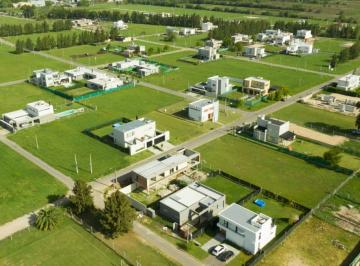 Terreno · 414m² · Altos de Don Carlos - 13,8 X 30 - Manuel B Gonnet 504e/ 139 y 140 - Venta Lote