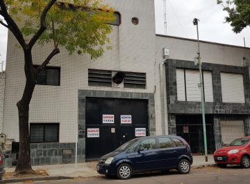 Depósito , Pompeya · Excelente Galpon de 1450 m con Amplias Oficinas