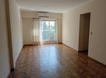 Departamento de 4 ambientes, Palermo · Palermo - Amplio 4 Amb. con Dep. Cochera y Balcón.