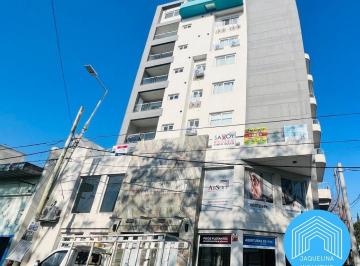 Local comercial · 111m² · Local Comercial en Esquina 120 m² - Haedo