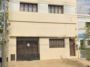 Foto · Galpon Más Departamento de Dos Dorm. en Venta en B Alto Alberdi.