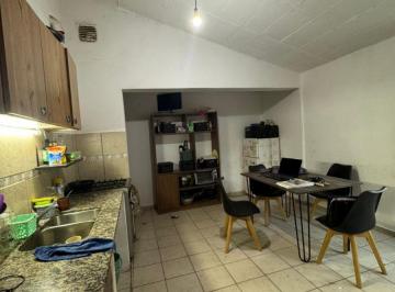 Casa de 4 ambientes, Córdoba · Oportunidad! Casa en Bº Solares de Arguello! 2 Hab/patio