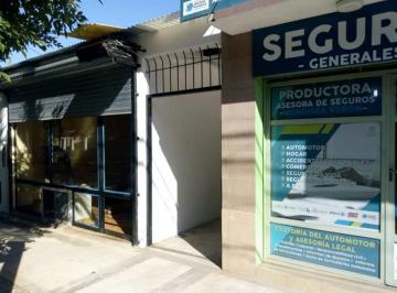 Local comercial · 155m² · 5 Ambientes · Local con Vivienda en Venta en Moreno Centro