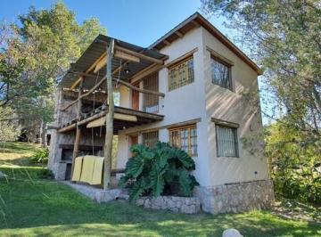 Quinta vacacional · 780m² · 16 Ambientes · 7 Cocheras · Venta Complejo de 7 Cabañas Pileta Climatizada, Asador, Cocheras!