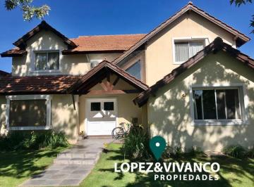 Casa de 7 ambientes, Pilar · Venta Casa en Pilar - Champagnat - Estancias