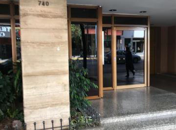 Departamento de 6 ambientes, Córdoba · Departamento a La Venta en Pleno Centro Piso Completo