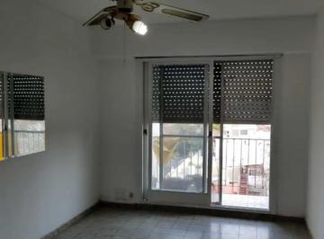 Departamento · 37m² · 2 Ambientes · 1 Cochera · Departamento Venta Castelar