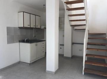Departamento · 38m² · 2 Ambientes · Departamento de un Dormitorio a La Venta, Sarmiento 4542