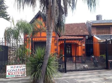 Casa · 200m² · 4 Ambientes · 1 Cochera · Haedo Norte 2 Cuadras de La Estacion