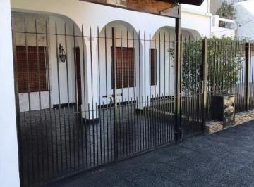 Casa · 185m² · 3 Ambientes · 1 Cochera · Casa Para 2 Familias en Venta Cond en Lanus Oeste