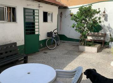PH de 3 ambientes, Lomas de Zamora · PH de 3 Ambientes en Muy Buena Ubicación.