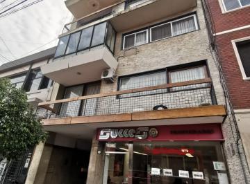 Departamento de 3 ambientes, Villa del Parque · Jonte 2800 - Semipiso 3 Ambientes C - Fte 70 m² Refaccionado a Nuevo 2 Baños