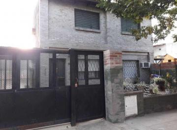 Casa · 178m² · 7 Ambientes · 2 Cocheras · Venta Propiedad Sarratea Al 1200 Bis Apta Credito