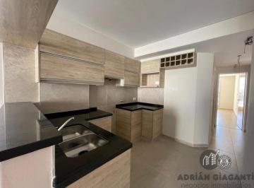Departamento · 47m² · 2 Ambientes · Departamento de Categoría en Venta a m de Bv Oroño Rosario