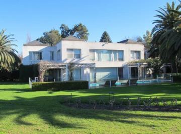 Casa de 6 ambientes, Pilar · Tortugas Country Club - Casa Sobre Golf