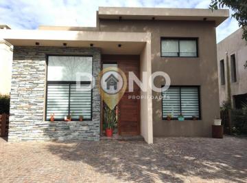 DOP-DOP-835_2 · Casa 4 Amb Barrio Dorrego Quilmes