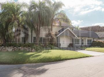 Casa · 1980m² · 4 Ambientes · 2 Cocheras · Casa a La Venta en El Rocío Canning con Piscina y Doble Lote