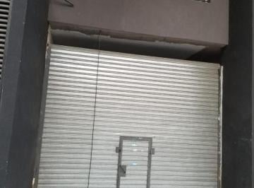 Local comercial · 96m² · Local a Estrenar E de Israel a m de Av Corrientes