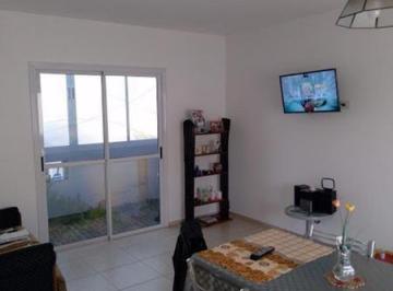 Departamento · 56m² · 3 Ambientes · Departamento 3 Amb. Amplios con Balcón.