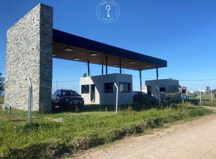 Terreno · 270m²