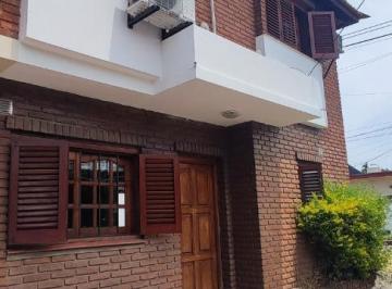 Departamento · 65m² · 3 Ambientes · 1 Cochera · Retasado! Dúplex Luminoso y en Impecable Estado.