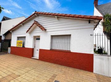 Casa de 3 ambientes, San Isidro · Martínez, PH Al Frente Ubicado 3 a Cuadras de Av. 3 Ambientes con Patio.