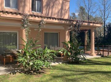 Vista Jardín · Venta/alquiler en San Jorge Village. Excelente Ubicación Central y Orientación.