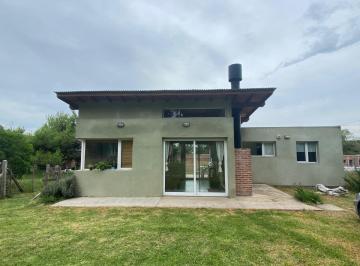 Casa · 60m² · 2 Ambientes · Casa en Alfar con Amplio Lote